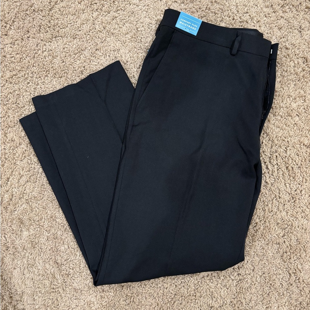 Haggar Tailored Fit Black Pants